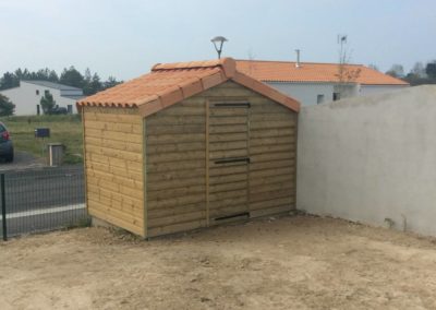 ABRIS DE JARDIN 2 MENUISERIE THOMAS POUCLET